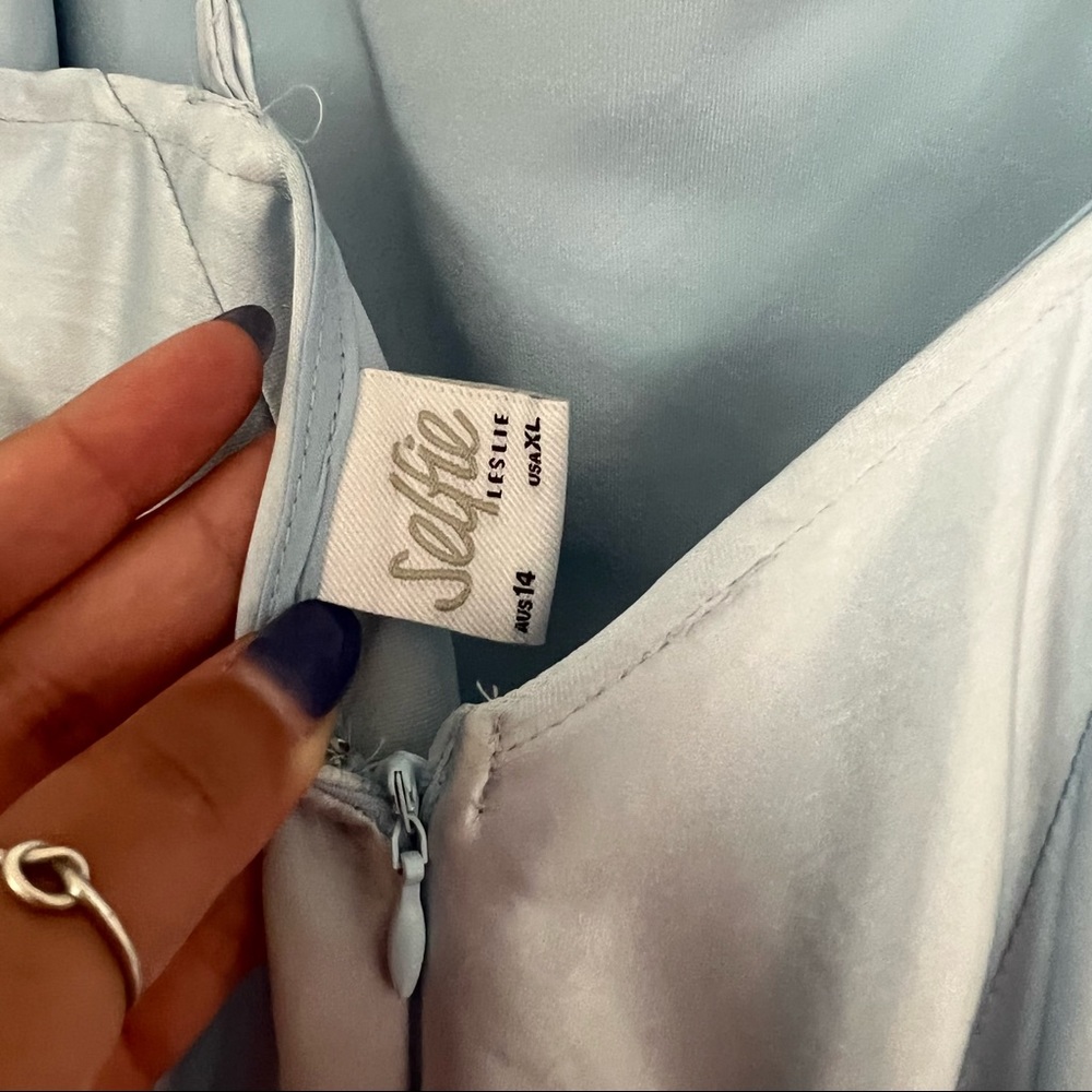 🌸Hey Girl Long Satin Cowl Neck Dress - Picture 10 of 15